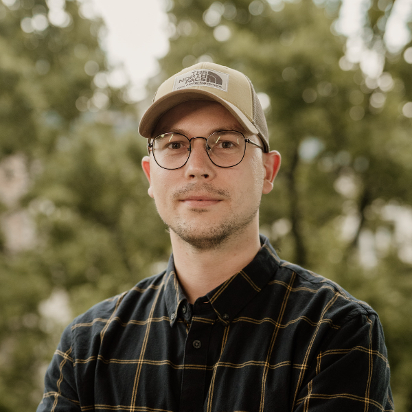 Trener Daniel Kuśmierzak Muzyka w streamingu - szkolenie z promocji oraz dystrybucji muzyki EMTG